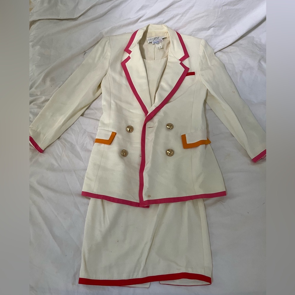 Lillie Rubin Women’s Cream Suit